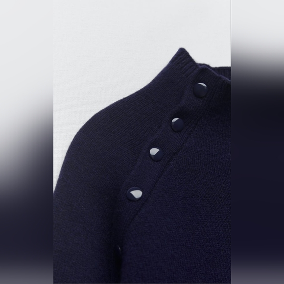 ❤️❤️❤️Zara 100% MERINO WOOL BUTTONED SWEATER - Picture 7 of 7